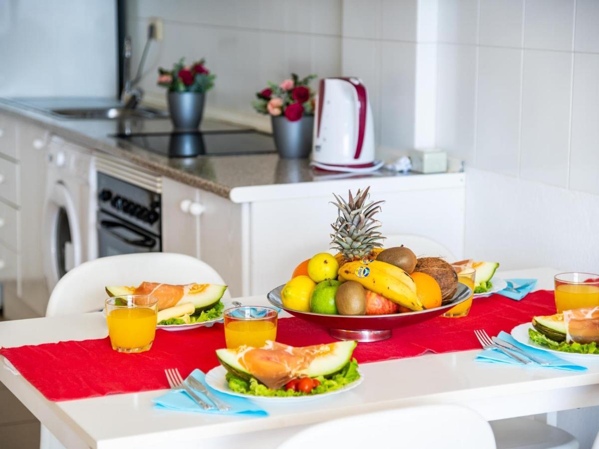 1 1 Beautiful Seafront With Balcony And Wifi Apartment Los Cristianos  Exterior photo